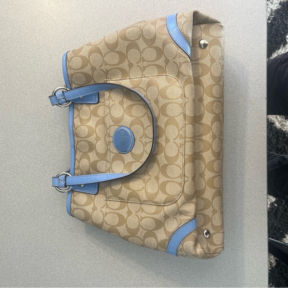 Coach Beige and Light Blue Shoulder Bag with Matching Wallet - Picture 10 of 13